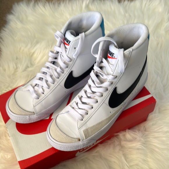 Nike Other - Nike Blazer Mid ‘77 (GS)